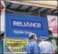  ?? BLOOMBERG ?? RCom can now sell assets to Jio and deposit money with the banks