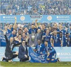  ?? //AFP ?? Una imagen para la historia: 2 de mayo de 2016, el Leicester, campeón