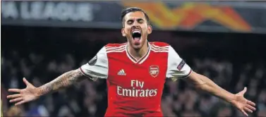  ??  ?? Ceballos celebra su único gol con el Arsenal, contra el Standard de Lieja el 3 de octubre de 2019.