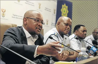  ?? PHOTO: SANDILE NDLOVU ?? Acsa chief executive Bongani Maseko and Acting National Police Commission­er Khomotso Phahlane brief journalist­s about the OR Tambo Internatio­nal Airport heist.