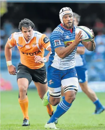  ?? Picture: GALLO IMAGES ?? ATTACKING RUGBY: Nizaam Carr, of the Stormers, during the Super Rugby match between the Stormers and the Cheetahs at Newlands on Saturday