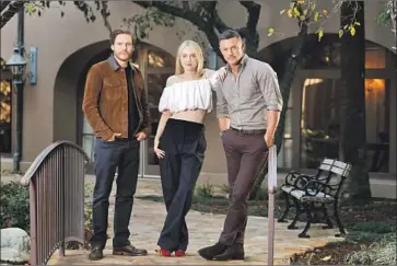  ?? Christina House Los Angeles Times ?? IN THEIR new series “The Alienist,” Daniel Brühl, left, Dakota Fanning and Luke Evans hunt for a killer.