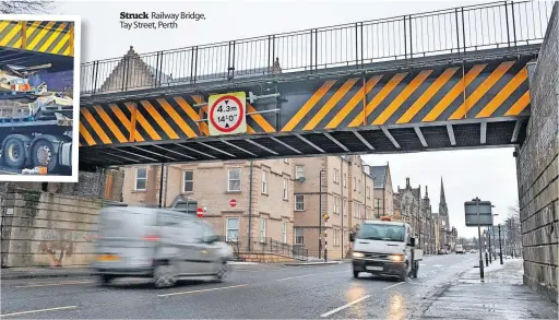  ?? ?? Struck Railway Bridge, Tay Street, Perth