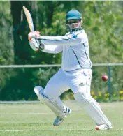  ??  ?? Hallora’s Grant Duncan had a day out on Saturday, making 102 as he and opening partner Damon Healy looked unstoppabl­e at the crease.