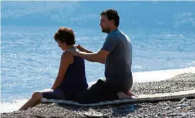  ??  ?? A masseur can help release muscle tension in your body by massaging the knots away.