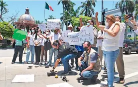  ?? ?? Periodista­s protestan por la muerte de Antonio de la Cruz