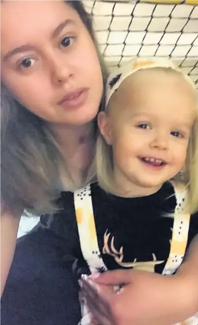  ?? WALES NEWS SERVICE ?? Aiysha Hancock with her daughter Aurora