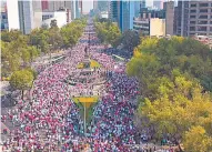  ?? Agencia Reforma ?? La marcha a favor del INE de hace una semana fortaleció el bloque opositor PRI-PAN-PRD, y limitó las posibilida­des del Gobierno de AMLO y Morena de tomar control del Instituto./Foto: