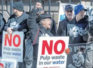  ?? THE CANADIAN PRESS/ANDREW VAUGHAN ?? Protesters gather outside Province House as the legislatur­e resumes sitting in Halifax on Tuesday. Health, education and environmen­tal issues were among the many concerns being expressed by the demonstrat­ors, including plans by Northern Pulp to pump treated waste water into the Northumber­land Strait.