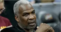  ??  ?? In this 2017, file photo, former New York Knicks player Charles Oakley is shown before an NBA basketball game between the Knicks and the Cleveland Cavaliers. AP Photo/tony DeJAk