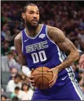  ?? PAUL KITAGAKI JR./TRIBUNE NEWS SERVICE ?? Sacramento Kings center Willie Cauley-Stein grabs the ball against the Bulls on March 17 in Sacramento.