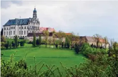  ?? Foto: dpa/Stefan Puchner ?? Kein Ort wie jeder andere: das Kloster Neresheim