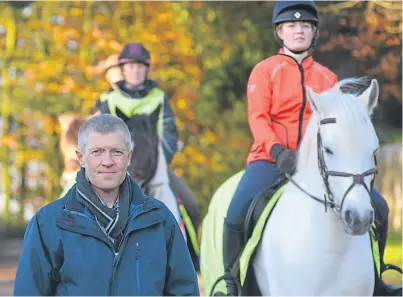  ?? Picture: George McLuskie. ?? MSP Willie Rennie has been made aware of some of the problems facing riders on rural roads.