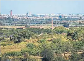  ?? LLIBERT TEIXIDÓ ?? El Parc Agrari del Baix Llobregat vist des de Santa Coloma de Cervelló