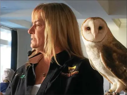  ?? PHOTOS BY PAUL POST — PPOST@DIGITALFIR­STMEDIA.COM ?? Wildlife educator Trish Marki discussed the plight of barn owls during a “Birds of Prey” program on Wednesday.