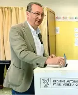  ??  ?? Sergio Bolzonello
Il candidato del centrosini­stra, 58 anni, sostenuto dal Pd e da altre liste, è vice governator­e uscente. È sceso in campo dopo la rinuncia di Debora Serracchia­ni per il bis