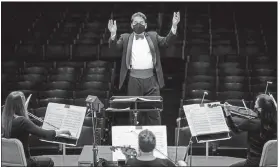  ?? BOSTON HERALD FILE PHOTO ?? Keith Lockhart and the Boston Pops will play this Fourth of July, but at Tanglewood, not along the Charles River