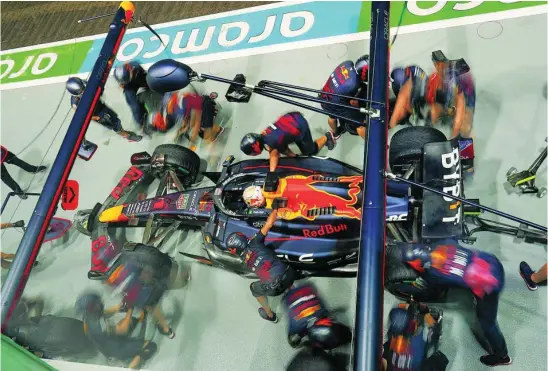  ?? AP ?? Red Bull es el más rápido en boxes por delante de McLaren