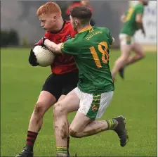  ??  ?? Action from the Mattock Rangers v Dunlavin clash in Stabbanon.