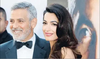  ?? PAUL BUCK / EFE ?? George Clooney con su mujer, Amal, el pasado mes de junio, cuando recibió un homenaje en Hollywood