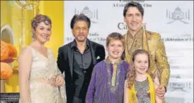  ?? PTI ?? Canadian Prime Minister Justin Trudeau and his family with actor Shah Rukh Khan, in Mumbai on Tuesday.