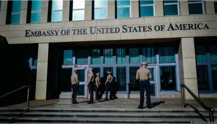  ?? Bild: Adalberto/AFP/Getty Images ?? Bei Angestellt­en der US-Botschaft in Havanna tauchten die rätselhaft­en Symptome das erste Mal auf