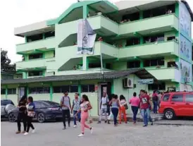  ??  ?? SITIO. La Universida­d Técnica ‘Luis Vargas Torres’ de Esmeraldas está ofertando ocho tipo de maestrías.