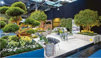  ??  ?? Die beliebte Sonderscha­u „Garten und Wasser“wird auch 2020 eines der Highlights auf den Immobilien Tagen sein. Es wird aber auch etliches Neues geboten.