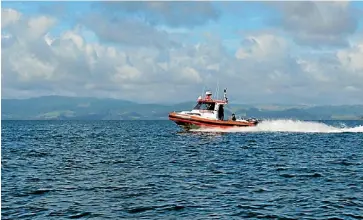  ??  ?? Coastguard helped the man injured by a stingray in Northland.