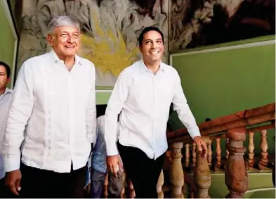  ?? CORTESÍA ?? Andrés Manuel López Obrador, presidente electo, en su visita a Yucatán/