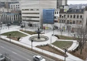  ?? HAMILTON SPECTATOR FILE PHOTOS ?? From top:Gore Park, as seen earlier this year, has been enjoyed since the 1860s.