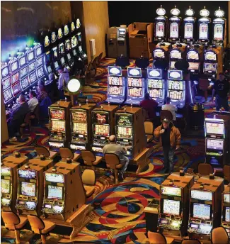  ?? READING EAGLE ?? The interior of Hollywood Casino at Penn National Race Course.