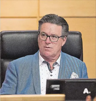  ?? BOB TYMCZYSZYN THE ST. CATHARINES STANDARD ?? Regional Chair Alan Caslin has lost his seat on council.