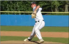  ?? ED MORLOCK - MEDIANEWS GROUP ?? La Salle’s Kevin Kell pitches against Bonner-Prendergas­t Wednesday, May 11, 2022.