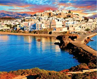  ?? Picture: ALAMY ?? Classical adventure: Naxos Town is a perfect base. Inset: E-biking on the island
