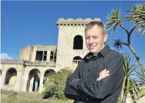  ?? PHOTO: LINDA ROBERTSON ?? The ball is rolling . . . Cargill’s Castle Trust chairman Steven De Graaf is about to file a resource consent applicatio­n to begin stabilisat­ion work on the historic castle.