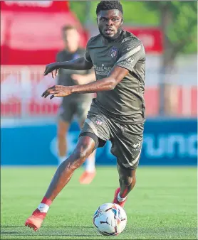  ?? FOTO: EFE ?? Thomas Partey, en uno de los entrenamie­ntos de la actual pretempora­da