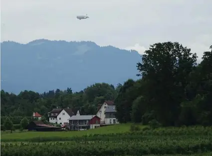  ?? Christine Negroni / Chicago Tribune ?? vineyard or take a tour of Germany’s Lake Constance region aboard a Zeppelin.