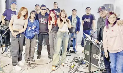  ?? – PHOTOS FROM RANDY SANTIAGO’S OFFICIAL FACEBOOK PAGE ?? Randy rehearsing with the new breed of artists who will also be among his guests, including JM Yosures, Khimo, Lyka Estrella, JM dela Cerna, Marielle Montellano, Jezza Quiogue, LA Santos, girl group Calista and the band Six Part Invention.