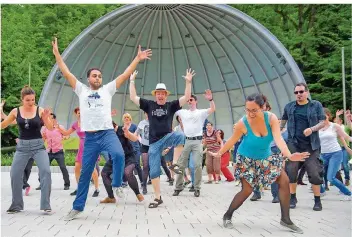  ?? FOTO: OLIVER DIETZE ?? Die Akustik des Musikpavil­lons im Deutsch-Französisc­hen Garten in Saarbrücke­n soll optimiert werden.