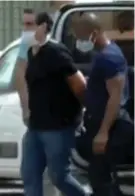  ??  ?? ARRESTO. El colombiano fue detenido el 12 de junio en el aeropuerto internacio­nal Amílcar Cabral de Espargos. (Captura video de Detencao)