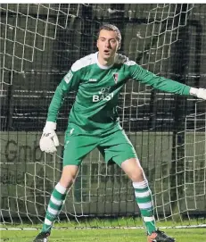  ?? FOTO. M. SCHNIEDERS ?? Keeper Stefan Nöhles startet am Sonntag mit Union Würm/Lindern mit einem Derby gegen den 1. FC Heinsberg-Lieck in die Saison.