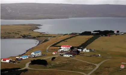  ?? Photograph: Cathal McNaughton/PA ?? The Falkland Islands. An EU official reportedly told the FT: ‘[The UK is] upset by the word Malvinas. If they were in the EU perhaps they would have pushed back against it.’