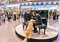  ?? ?? Claudia Winkleman met amateur pianist Shaun and his guide dog Kevin
