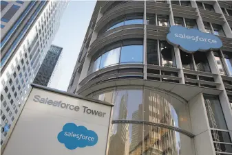  ?? Liz Hafalia / The Chronicle ?? Before the pandemic, Salesforce had 9,000 workers in downtown San Francisco packed into three highrises. A Salesforce schematic, below, shows a plan for office physical distancing.