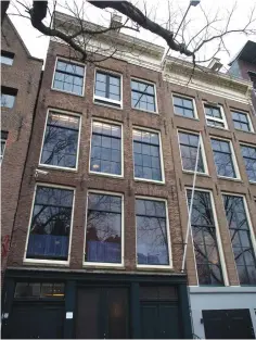  ?? (Jerry Lampen/Reuters) ?? THE HOUSE where Anne Frank lived is seen in Amsterdam.