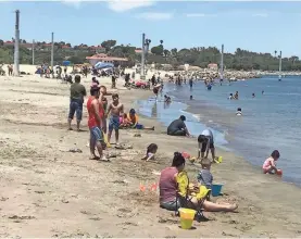  ?? CHRIS WOODYARD/USA TODAY ?? Cabrillo Beach in California had a high frequency of high bacteria counts, though it is clean many days of the year.