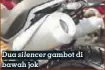  ??  ?? Dua silencer gambot di bawah jok