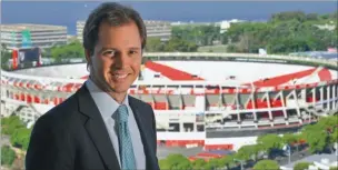  ??  ?? PASIÓN. Jorge Brito hijo trabaja en el Banco y además es el vicepresid­ente 1º del Club Atlético River Plate. Ganó las elecciones junto a Rodolfo D´Onofrio.