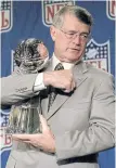  ?? REUTERS ?? Ex-Falcons coach Dan Reeves ahead of the 1999 Super Bowl.